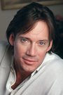 Kevin Sorbo isGojun Pye