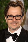 Gary Oldman isLt. James Gordon